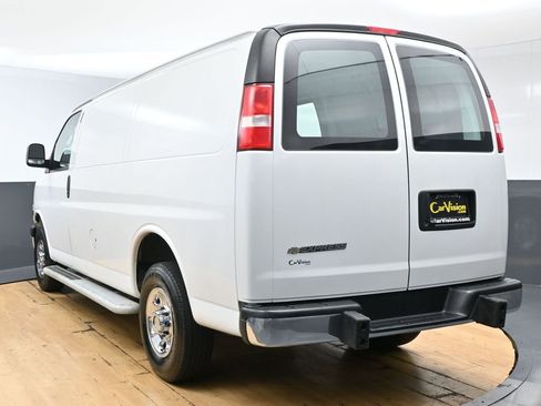 Used 2024 Chevrolet Express 2500 w/ Driver Convenience Package image 8