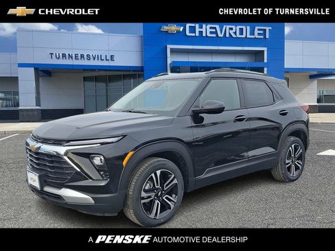 New 2026 Chevrolet TrailBlazer LT w/ Driver Confidence Package image 1