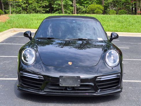 Certified 2018 Porsche 911 4 Cabriolet AWD/4WD image 27