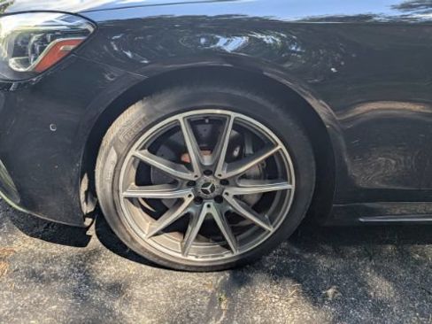 Used 2018 Mercedes-Benz S 560 Sedan image 9