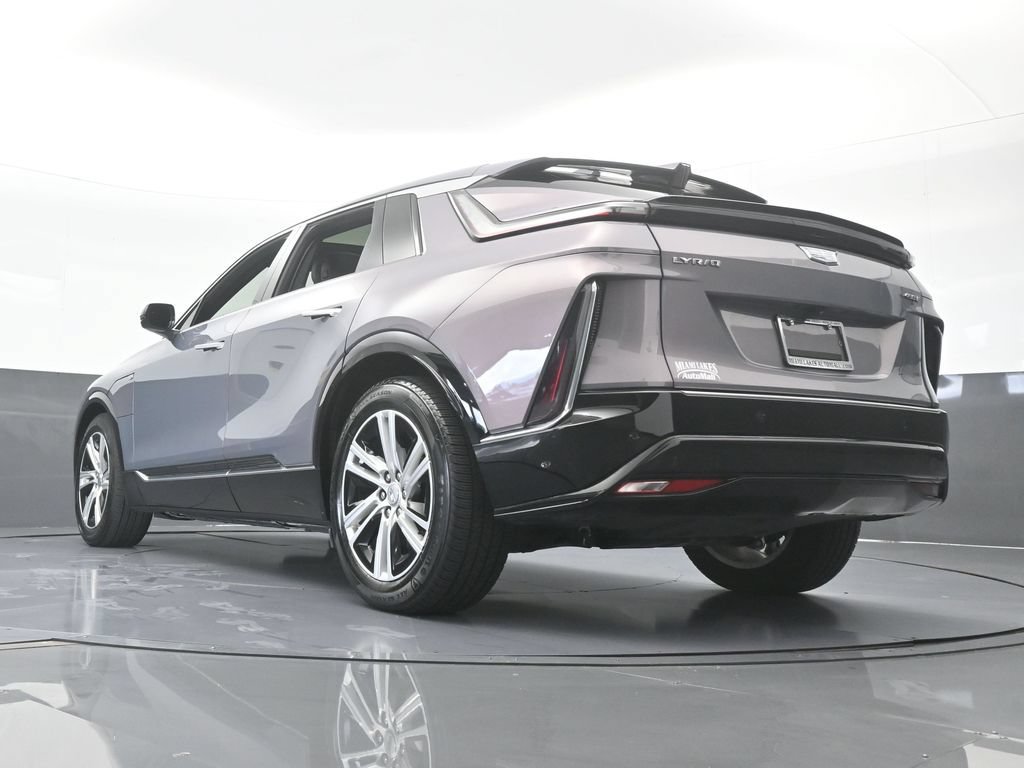 Used 2024 Cadillac Lyriq Tech RWD image 73