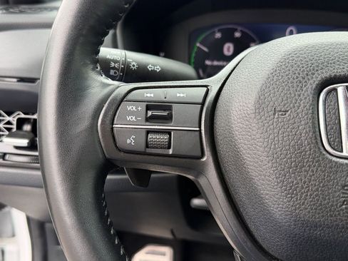 Used 2025 Honda Accord Sport image 21