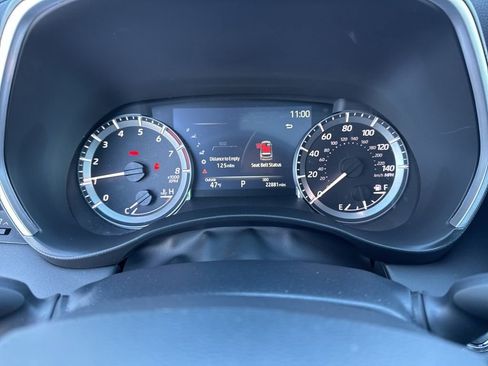 Used 2023 Toyota Highlander XLE image 32