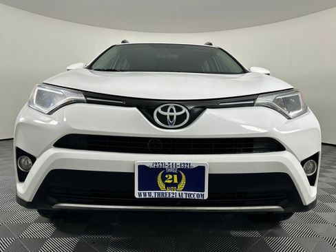 Used 2016 Toyota RAV4 XLE AWD/4WD image 3