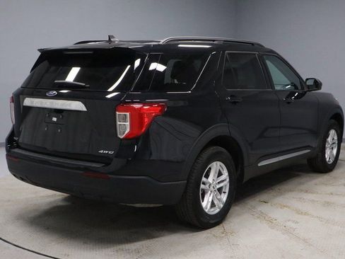 Certified 2023 Ford Explorer XLT image 11