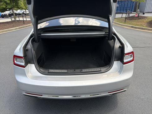Used 2019 Lincoln Continental Select FWD image 53