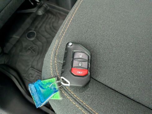 Certified 2025 Jeep Wrangler Unlimited Sport S 4xe image 32