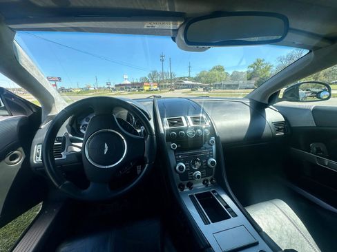 Used 2011 Aston Martin DB9 Coupe image 6