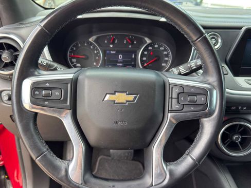 Used 2019 Chevrolet Blazer LT FWD image 19