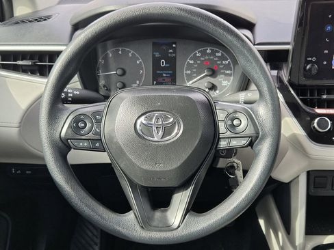 Used 2025 Toyota Corolla Cross L FWD image 14