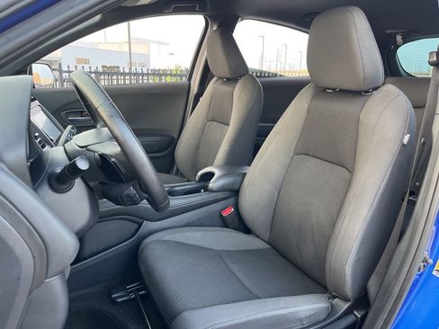 Used 2021 Honda HR-V Sport image 25