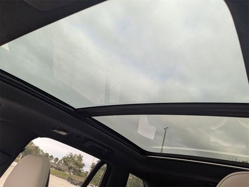 New 2026 Volvo XC90 B5 Core w/ Protection Package Premier image 45