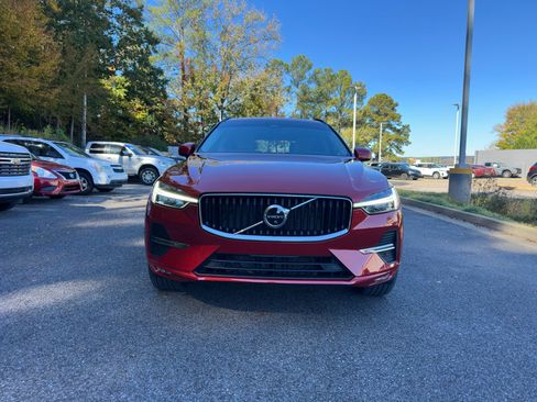 Used 2022 Volvo XC60 B5 Momentum w/ Advanced Package image 8