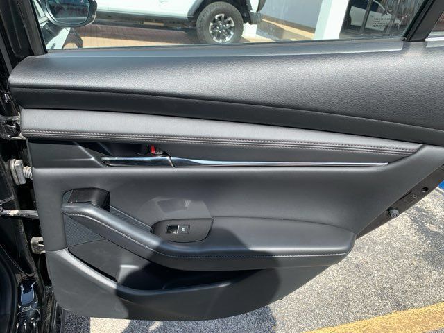 Used 2025 MAZDA MAZDA3 s FWD image 15