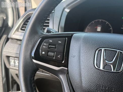 Certified 2025 Honda Odyssey EX-L image 16