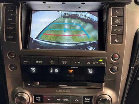 Used 2015 Lexus GX 460 image 8