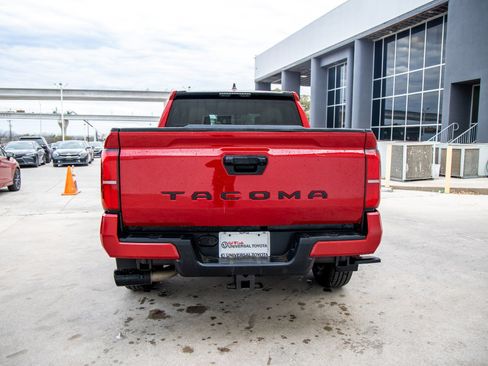 Used 2024 Toyota Tacoma SR5 image 9