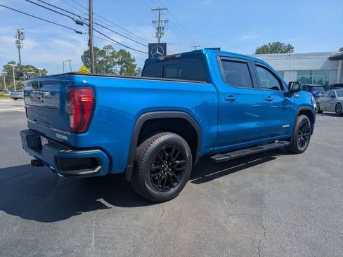 Used 2022 GMC Sierra 1500 Elevation w/ Elevation Premium Package AWD/4WD image 5
