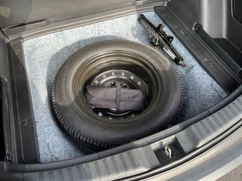 Used 2019 Honda CR-V Touring image 39