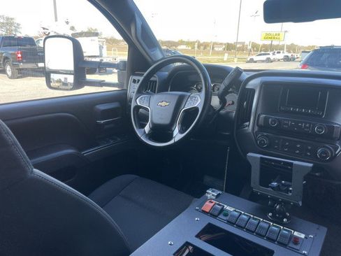 Used 2015 Chevrolet Silverado 3500 LT w/ Snow Plow Prep Package image 8