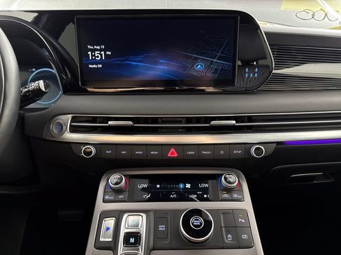 Used 2024 Hyundai Palisade Calligraphy FWD image 18