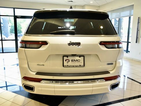 Used 2023 Jeep Grand Cherokee L Overland AWD/4WD image 5