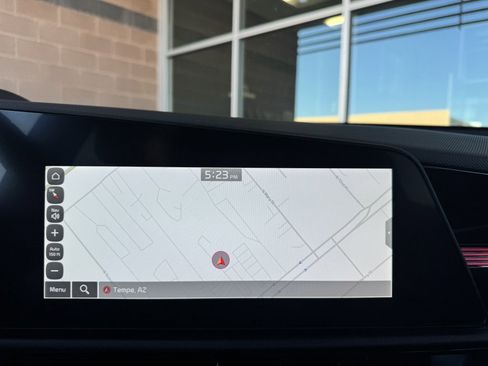 Used 2024 Kia Niro EX image 22