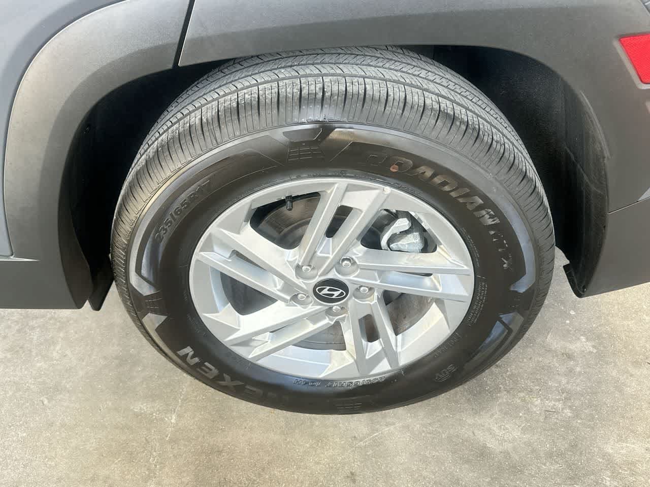 Used 2026 Hyundai Tucson SE FWD image 11