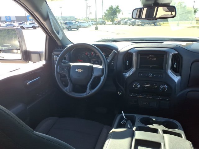 Used 2025 Chevrolet Silverado 2500 Custom w/ Custom Value Package AWD/4WD image 9