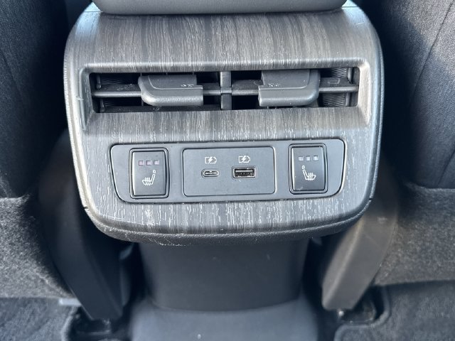 Certified 2024 Nissan Ariya AWD image 15