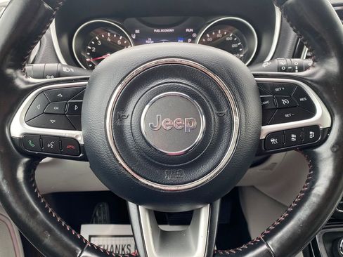 Used 2021 Jeep Compass Limited AWD/4WD image 24