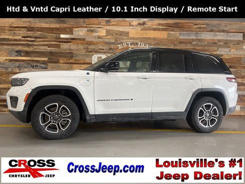 Used 2022 Jeep Grand Cherokee Trailhawk image 1