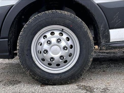 New 2026 Ford Transit 250 148 Medium Roof Extended AWD image 25