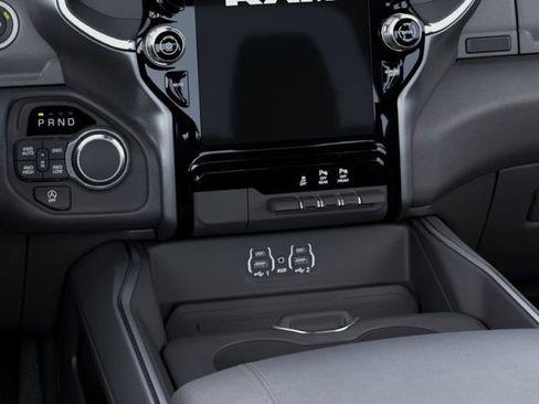 New 2026 RAM 1500 4x4 Crew Cab image 24