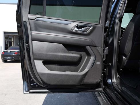 Used 2024 Chevrolet Suburban RST w/ Luxury Package AWD/4WD image 50
