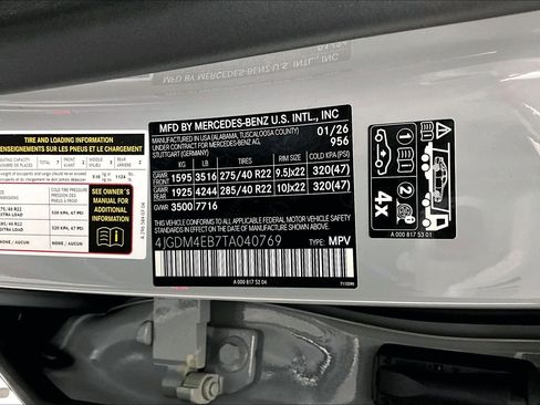 New 2026 Mercedes-Benz EQS 550 4MATIC SUV image 14