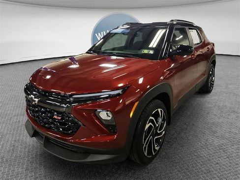 Certified 2025 Chevrolet TrailBlazer RS w/ Convenience Package image 8