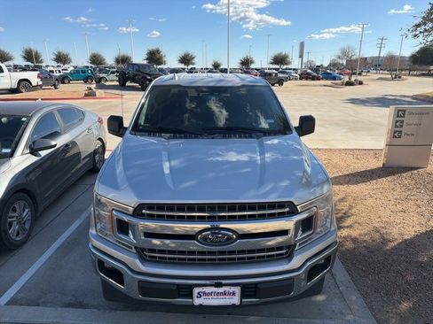 Used 2018 Ford F150 XLT w/ Equipment Group 302A Luxury image 4