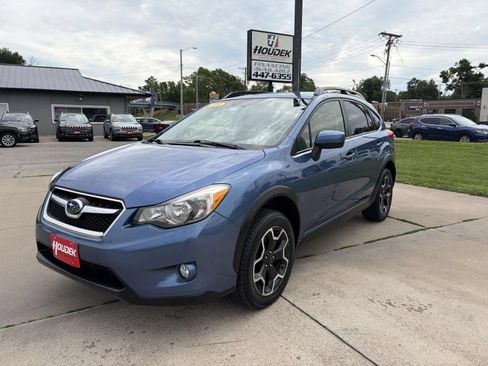 Used 2015 Subaru Crosstrek 2.0i Premium AWD/4WD image 3