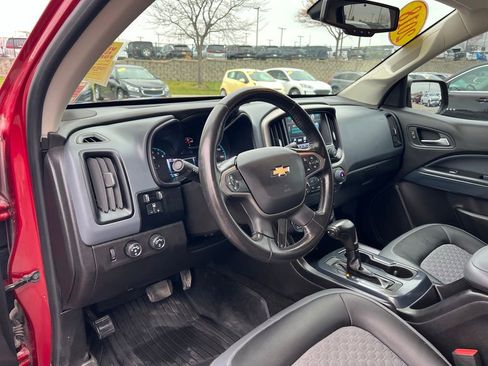 Used 2018 Chevrolet Colorado Z71 image 14