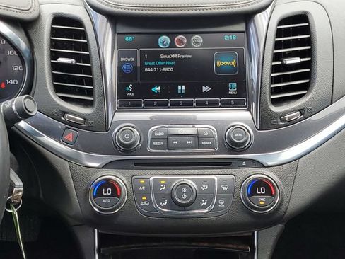 Used 2014 Chevrolet Impala LT FWD image 13