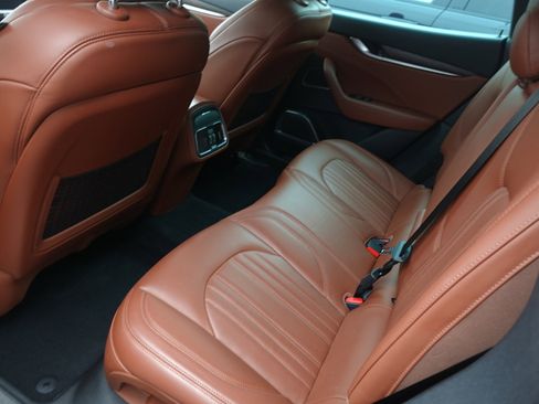 Used 2017 Maserati Levante S image 13