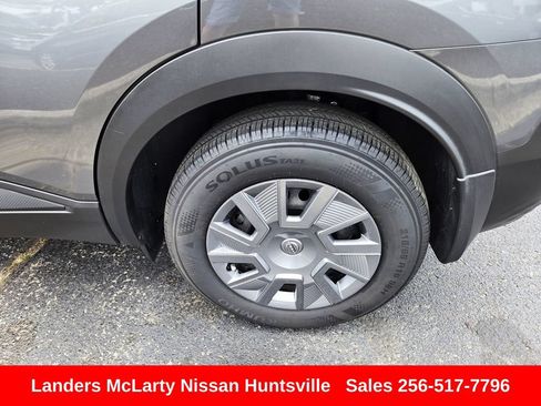 Used 2025 Nissan Kicks S AWD/4WD image 12
