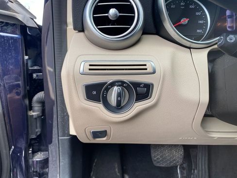 Used 2020 Mercedes-Benz C 300 4MATIC Sedan image 14