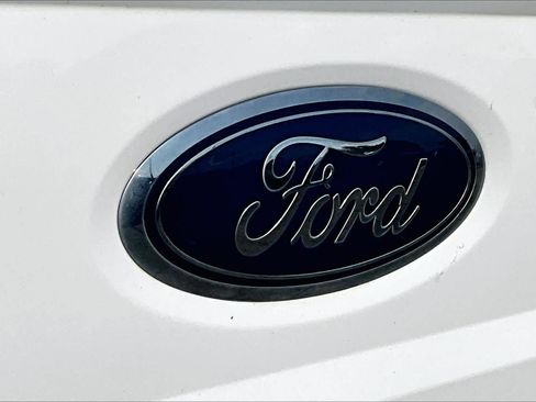 Used 2019 Ford F250 XL w/ Power Equipment Group AWD/4WD image 30