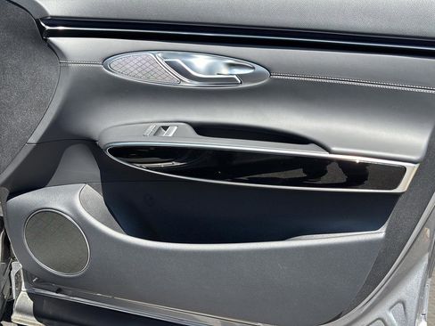 Certified 2026 Genesis GV70 2.5T AWD/4WD image 37