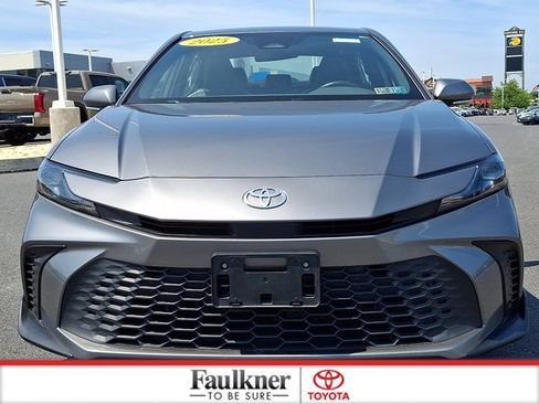 Certified 2025 Toyota Camry SE FWD image 2
