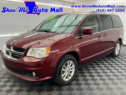 Used 2019 Dodge Grand Caravan SXT FWD image 1