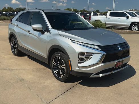 Used 2024 Mitsubishi Eclipse Cross SE AWD/4WD image 3