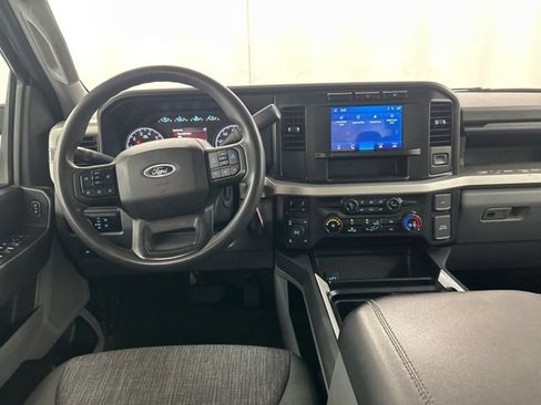 Used 2024 Ford F350 XLT image 23